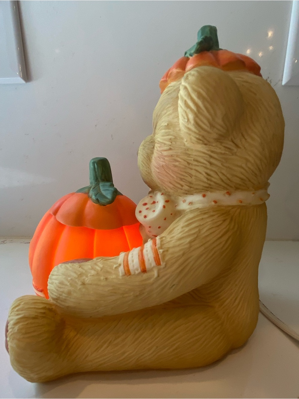 Vintage Halloween Bear Pumpkin Nightlight By Enesco 1994 Works 8” - Picture 10 of 12